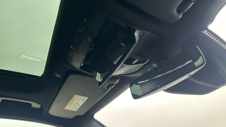 Mercedes-Benz GLC 300d 4Matic AMG Line Premium Pls 5dr 9G-Tronic Diesel Estate